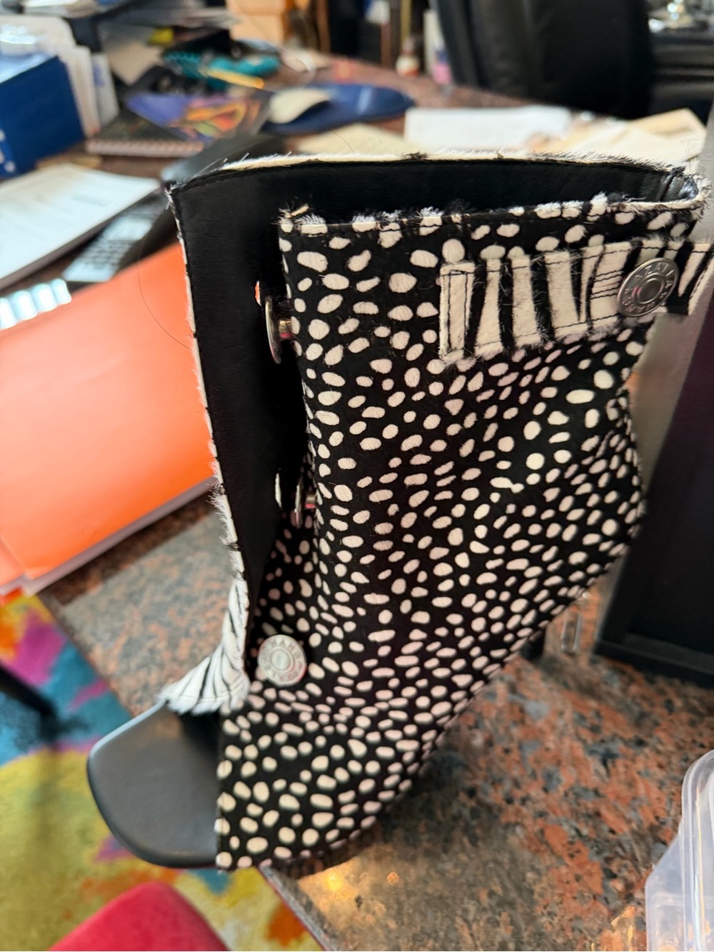 Women's Black and White Spotted Glove-Mitten